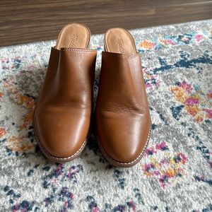 Madewell gently worn heeled mules in chestnut Size 8.5